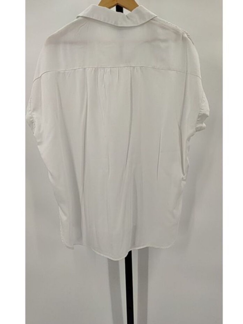 Quince Womens Vintage Wash Tencel Camp Shirt - Picture 3 of 3